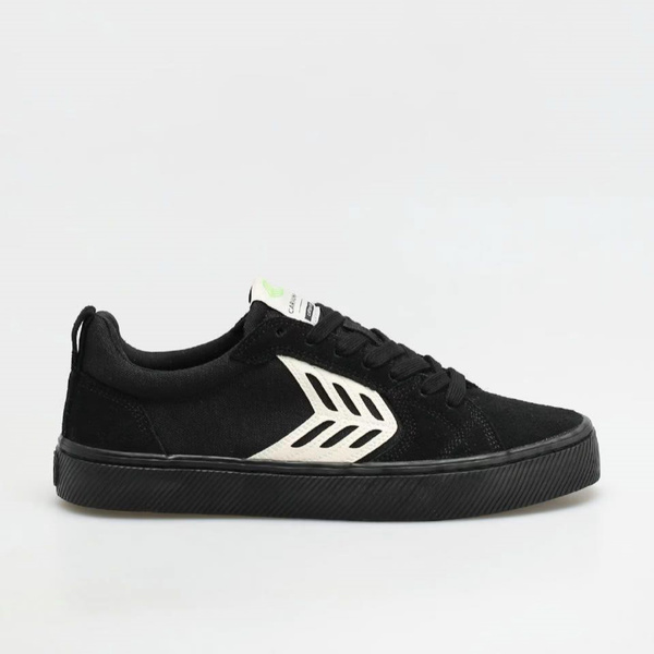 Buty Cariuma Catiba Pro Skate All Black Suede and Canvas Ivory Logo