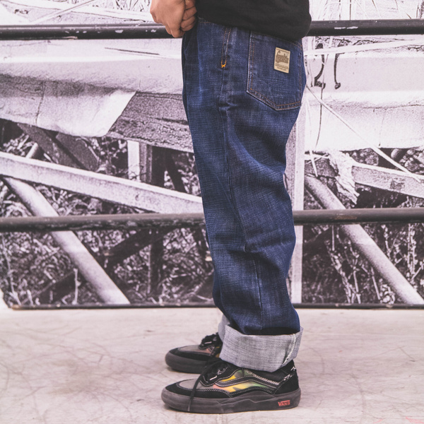 Pants FORMULA ONE / loose fit << hit >>