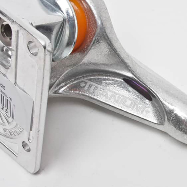 Traki INDEPENDENT FORGED TITANUM SILVER STD 144